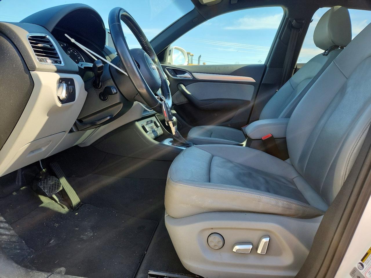 2017 Audi Q3 VIN WA1HCCFS3HR013847 photo 7