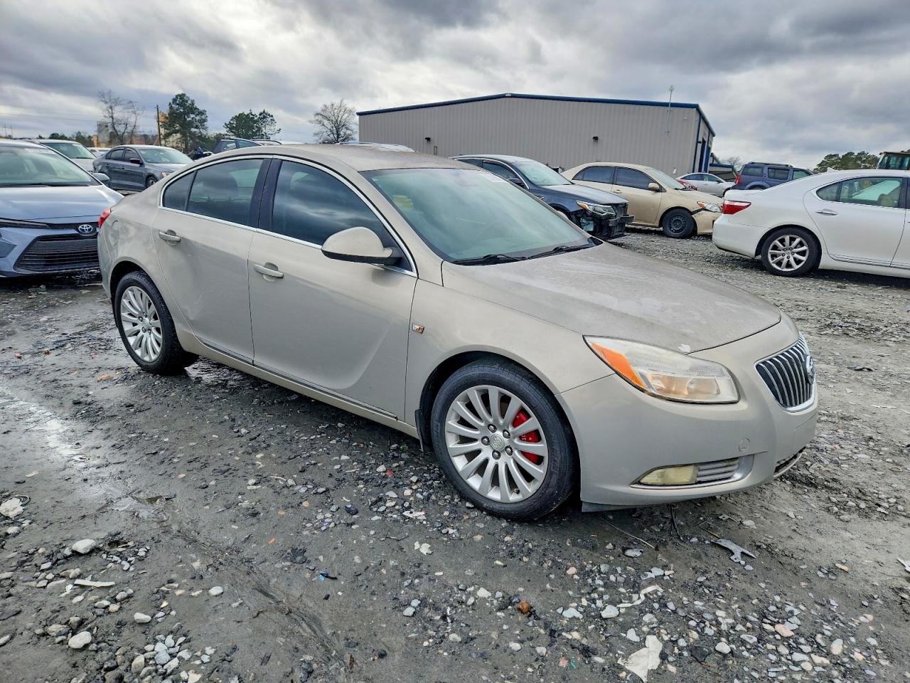 2011 Buick Regal VIN W04GN5EC4B1123193 photo 4