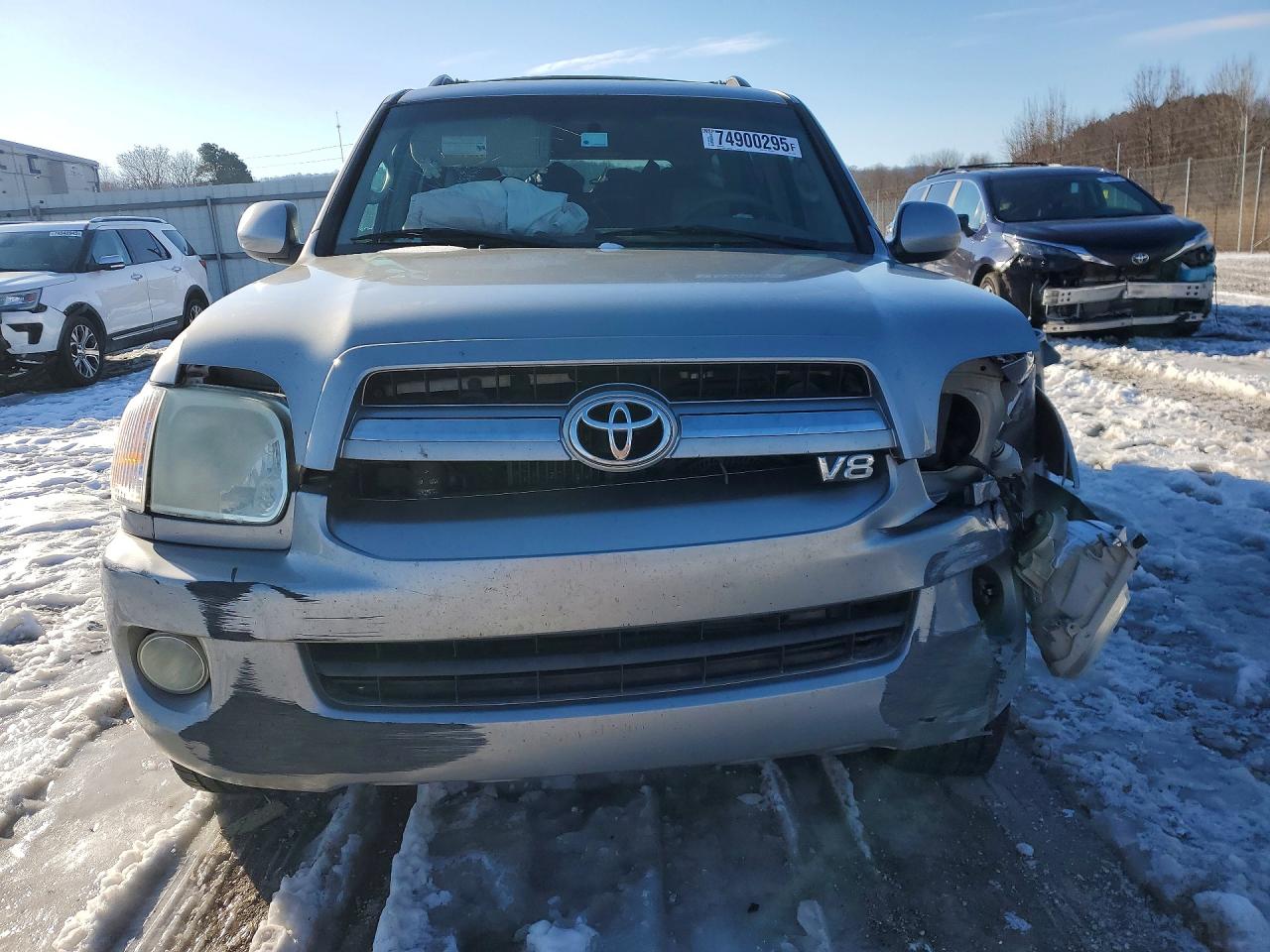 2005 Toyota Sequoia VIN 5TDZT34A85S244552 photo 5