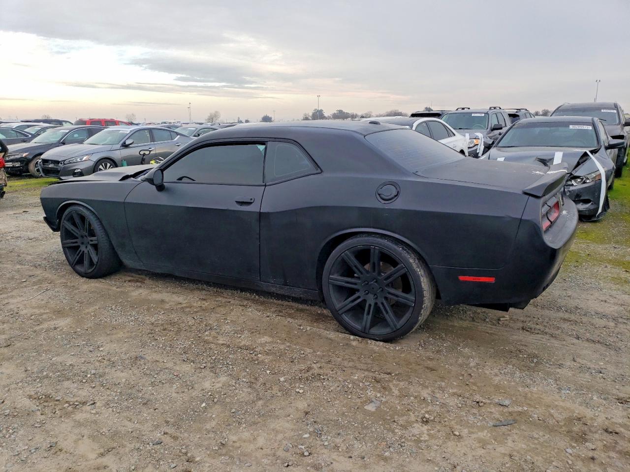 2015 Dodge Challenger VIN 2C3CDZAG7FH860990 photo 2