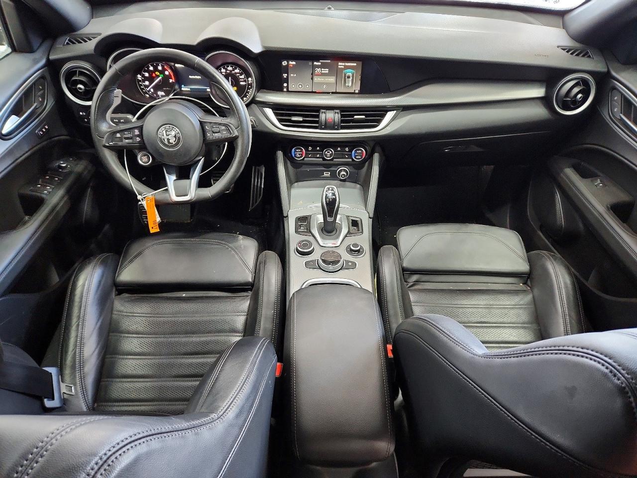 2023 Alfa Stelvio VIN ZASPAKBN9P7D51045 photo 8