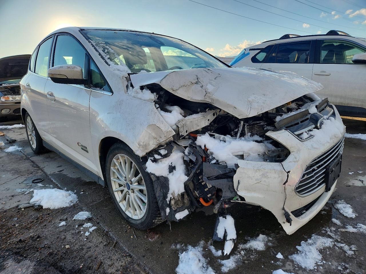 2015 Ford Cmax VIN 1FADP5CU4FL112094 photo 4