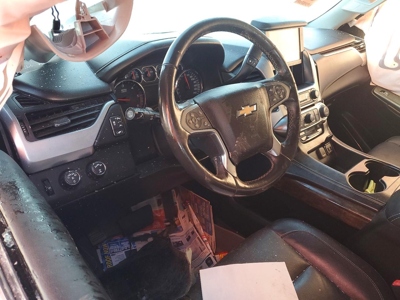 2019 Chevrolet Tahoe VIN 1GNSKBKC6KR366816 photo 8