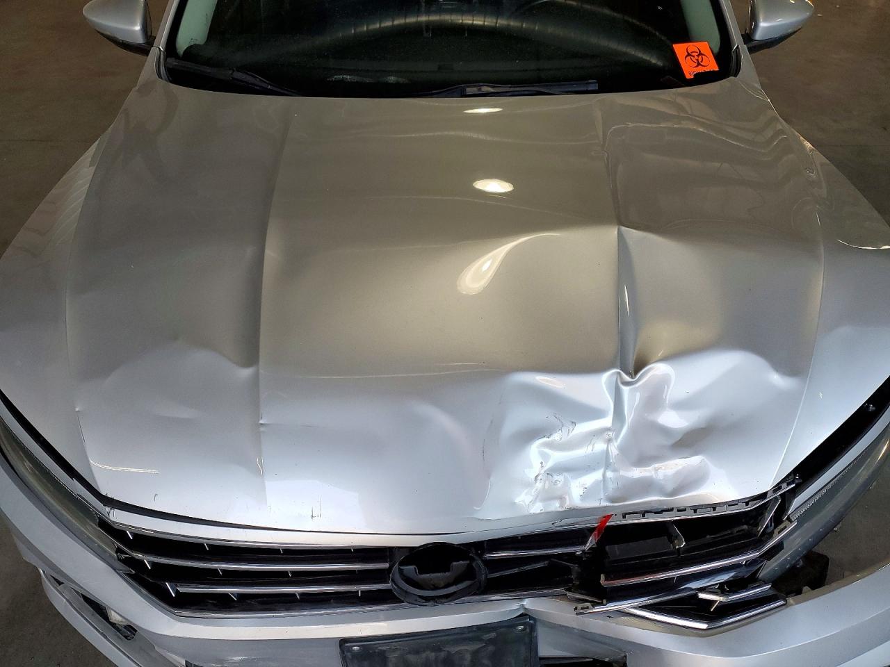 2017 Volkswagen Passat VIN 1VWGT7A3XHC063136 photo 11
