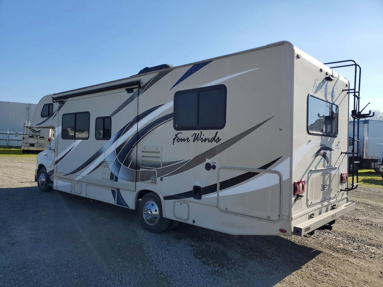 2018 Ford All models VIN 1FDXE4FS8JDC13025 photo 3