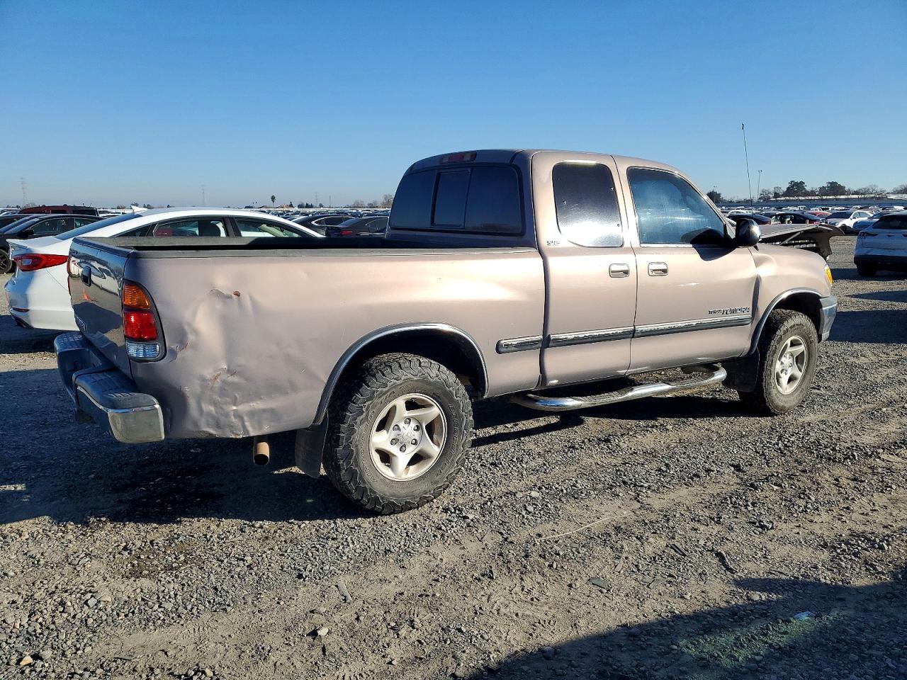 2002 Toyota Tundra VIN 5TBRN34152S285297 photo 3