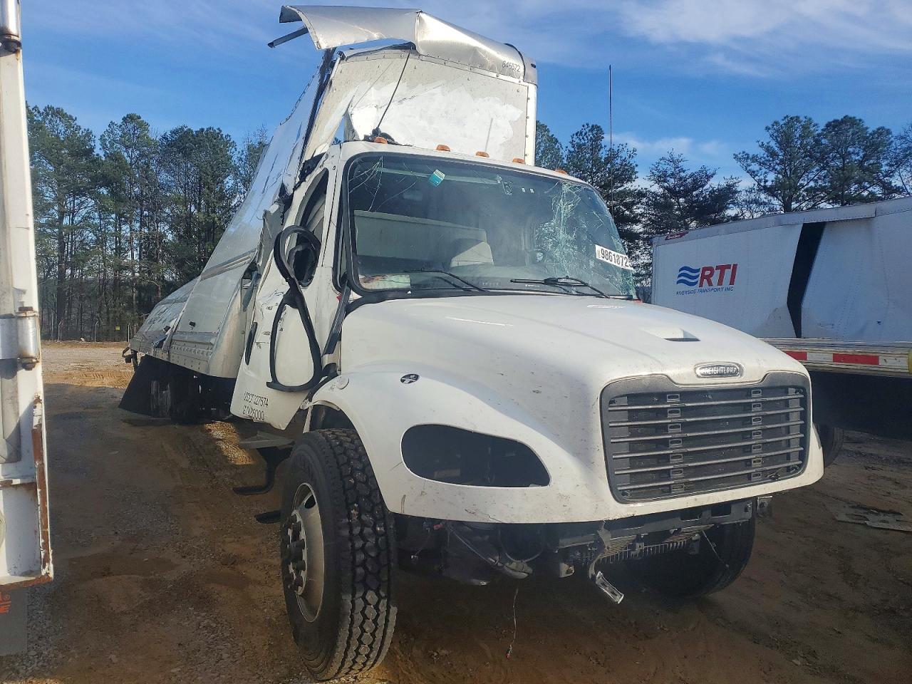 2023 FREIGHTLINER All other VIN 3ALACWFC8PDNT1596 photo 4