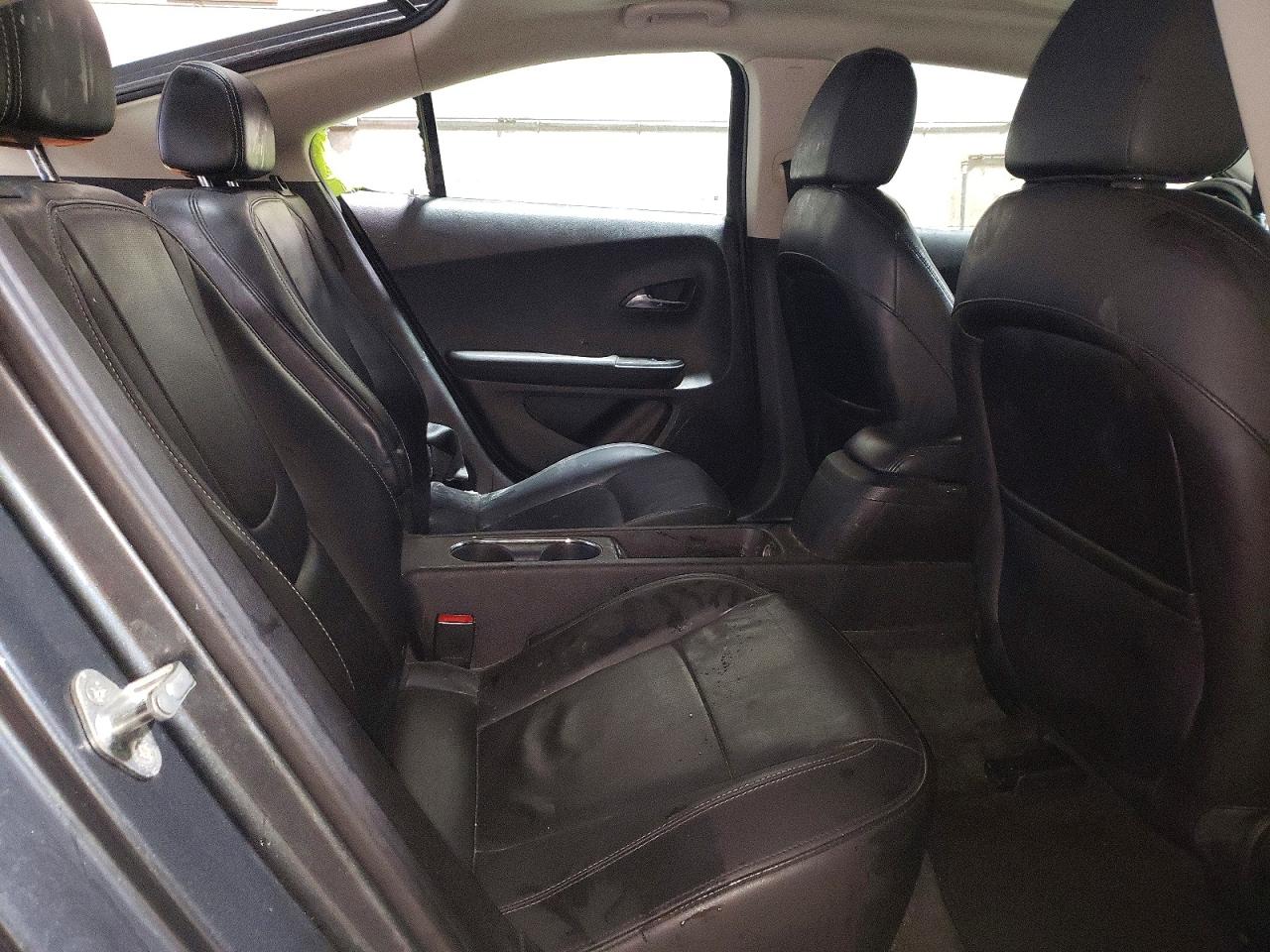2011 Chev Volt VIN 1G1RD6E48BU100748 photo 10