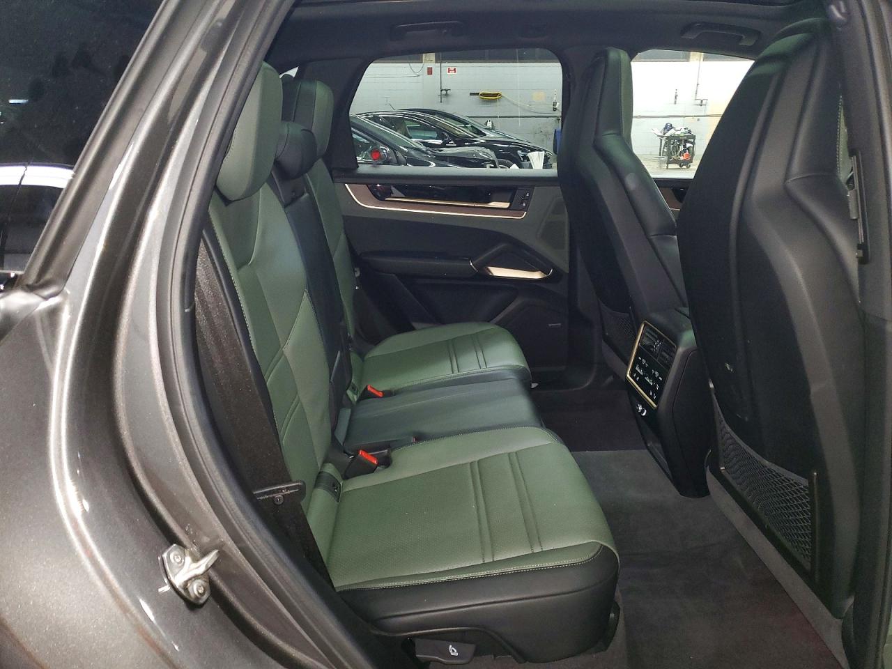 2024 PORSCHE Cayenne VIN WP1AA2AY1RDA14527 photo 11