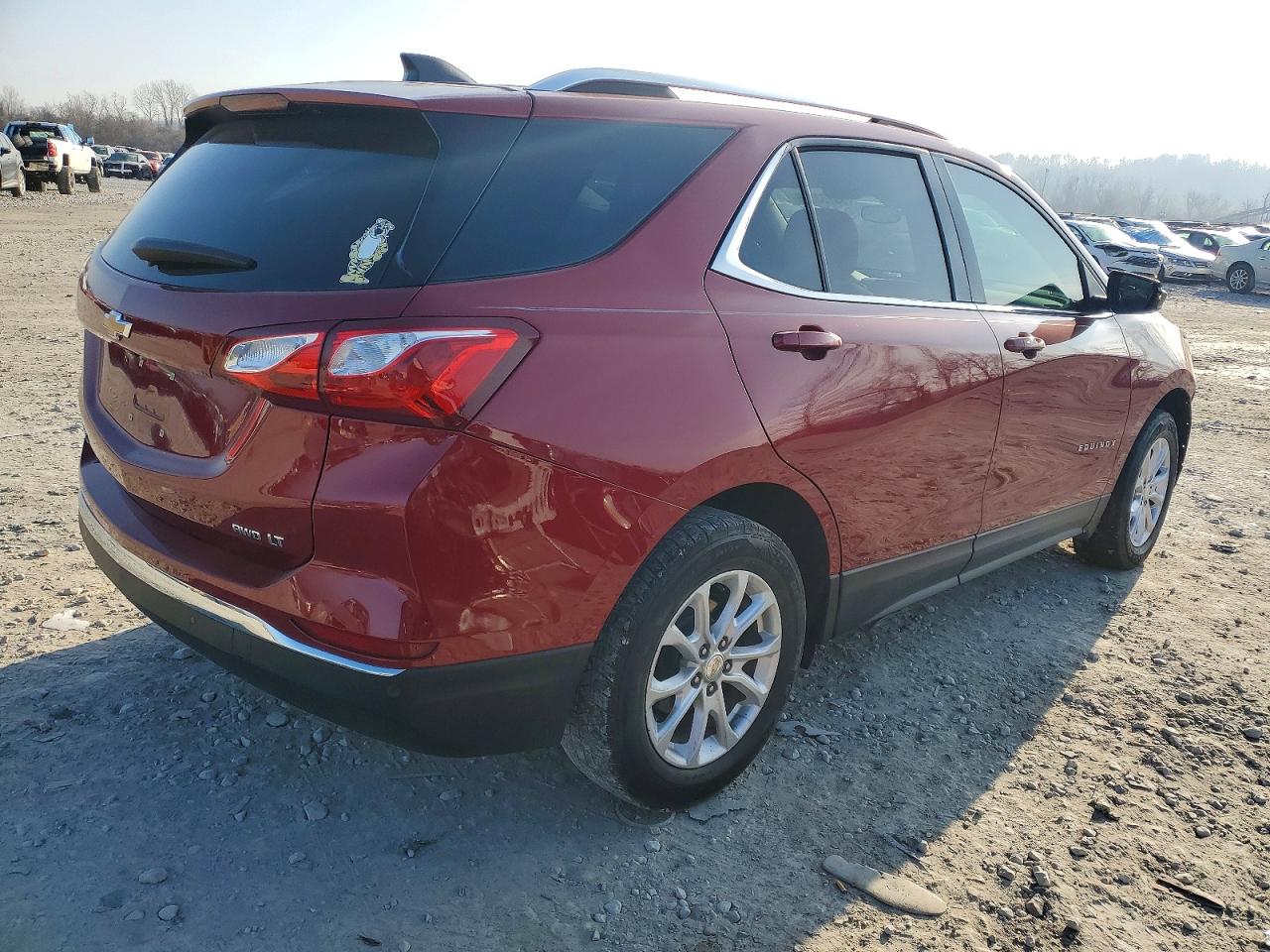2020 Chevrolet Equinox VIN 3GNAXUEV3LS647248 photo 3
