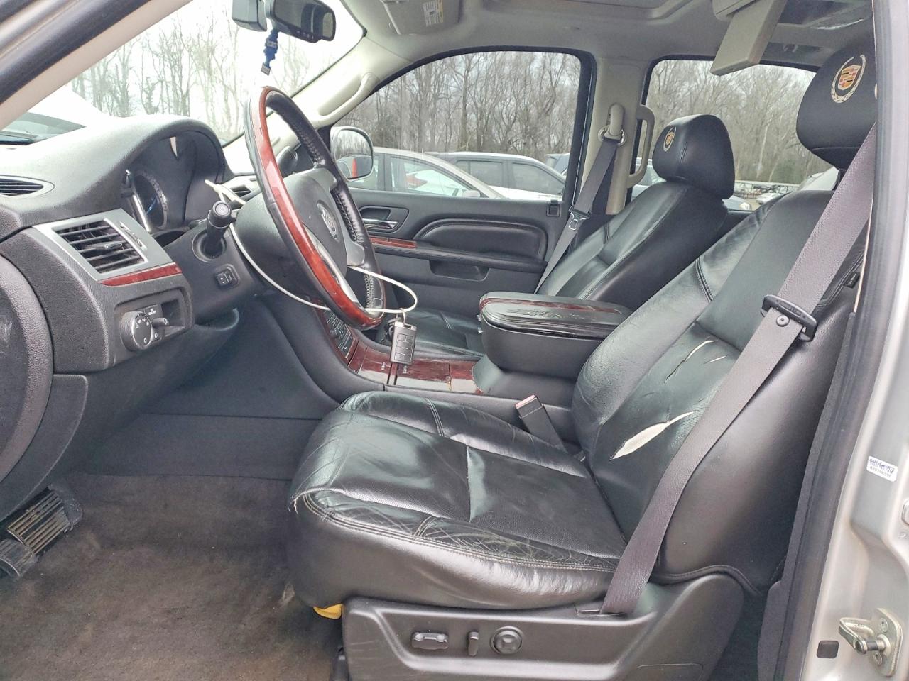 2011 Cadillac Escalade VIN 1GYS3CEF4BR164407 photo 7
