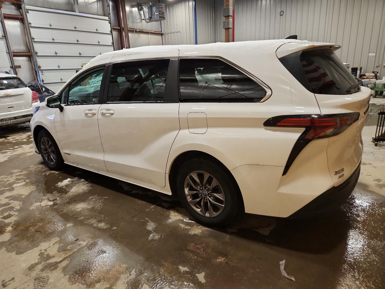 2021 Toyota All models VIN 5TDKSKFC0MS001166 photo 2