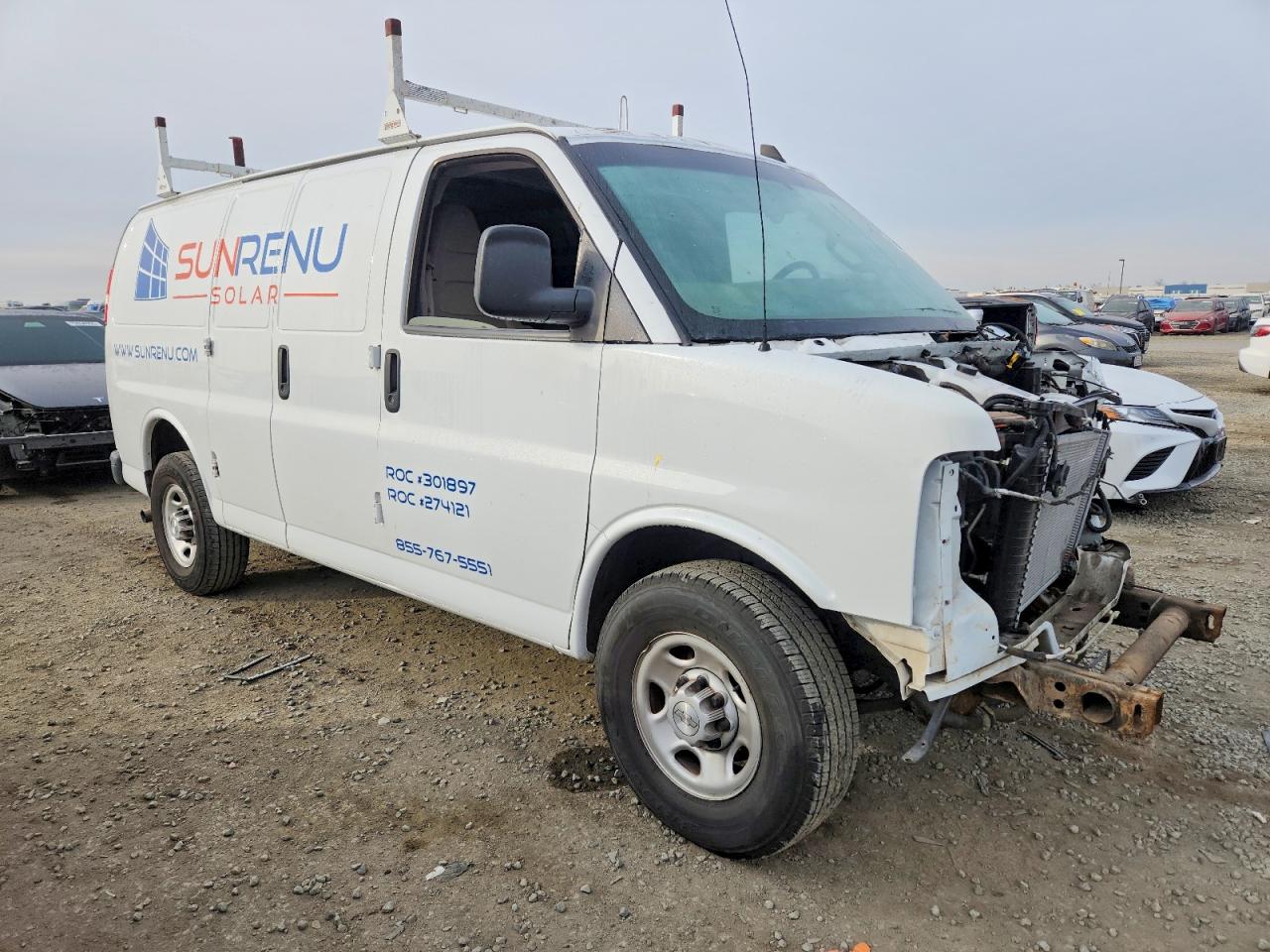 2019 Chevrolet Express VIN 1GCWGAFP1K1162250 photo 4