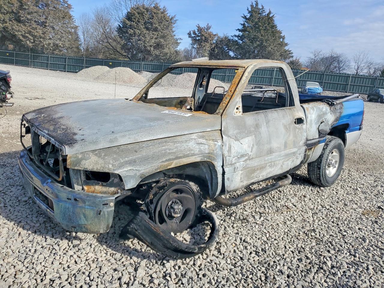 1999 Dodge All models VIN 1B7HC16X2XS138495 photo 1