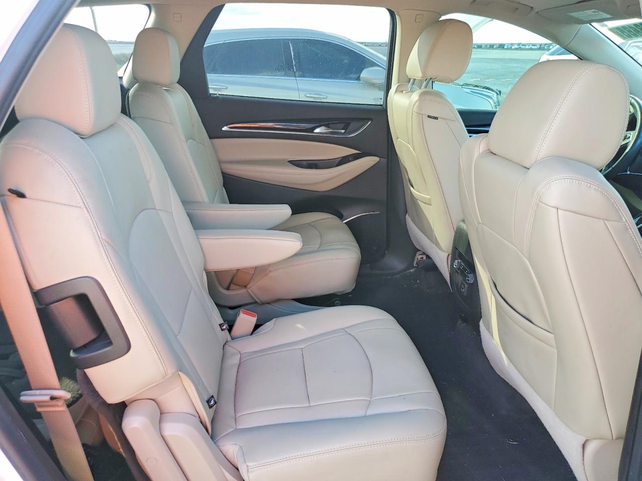 2020 Buick Enclave VIN 5GAERBKW6LJ132995 photo 10