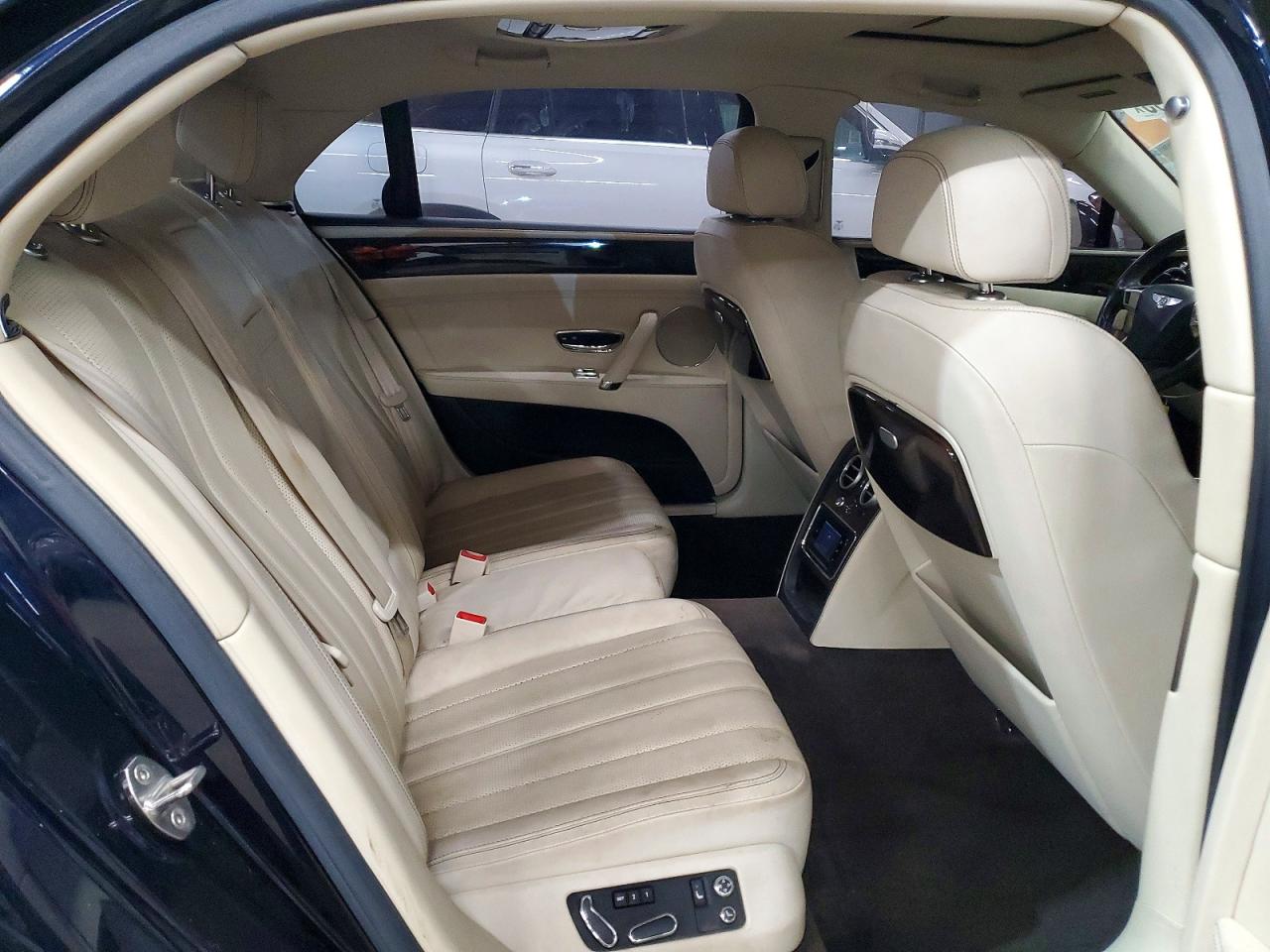 2014 Bentley All models VIN SCBEC9ZA1EC094542 photo 10