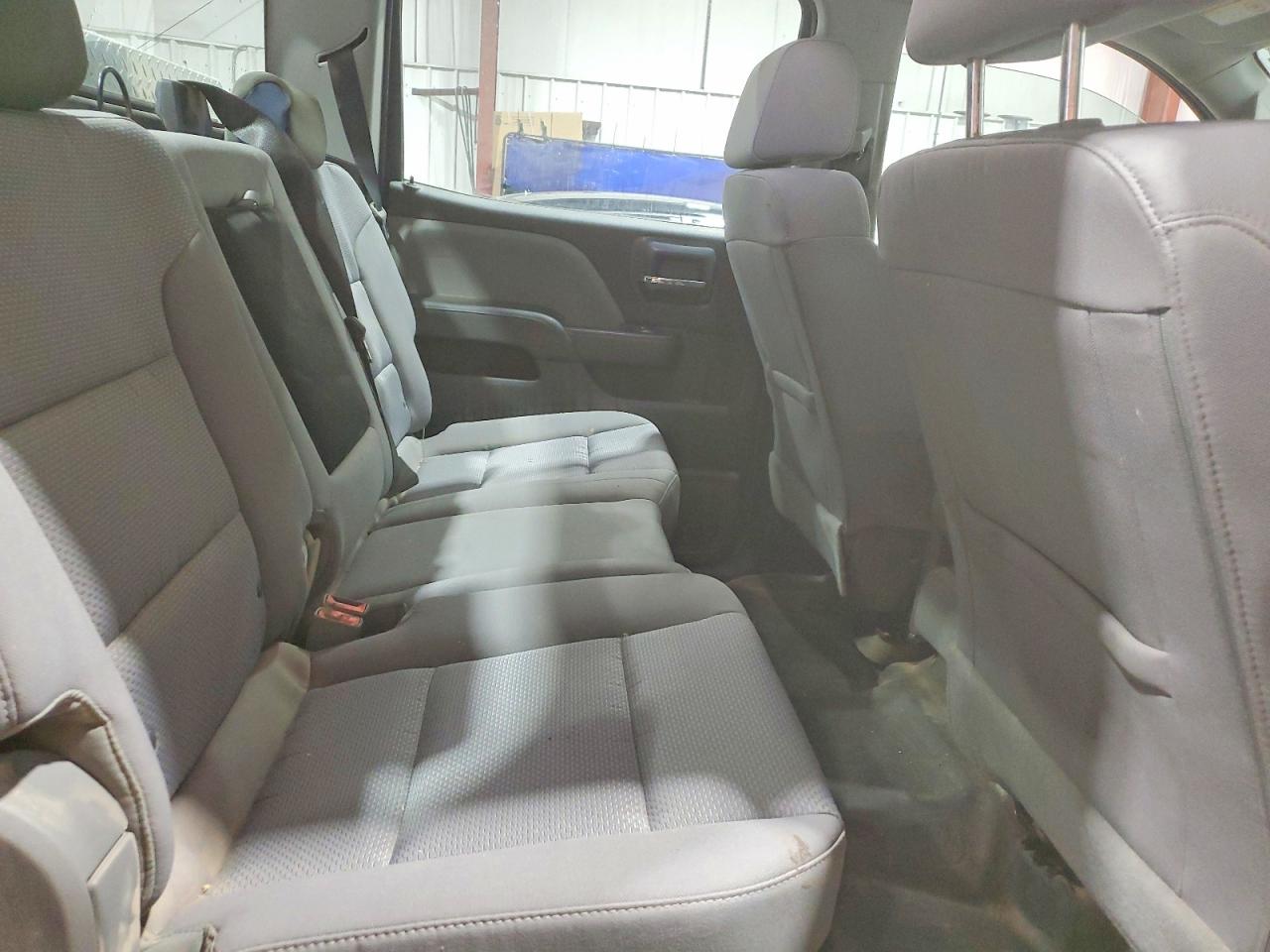 2018 Chevrolet All models VIN 1GC1KUEG9JF126741 photo 10