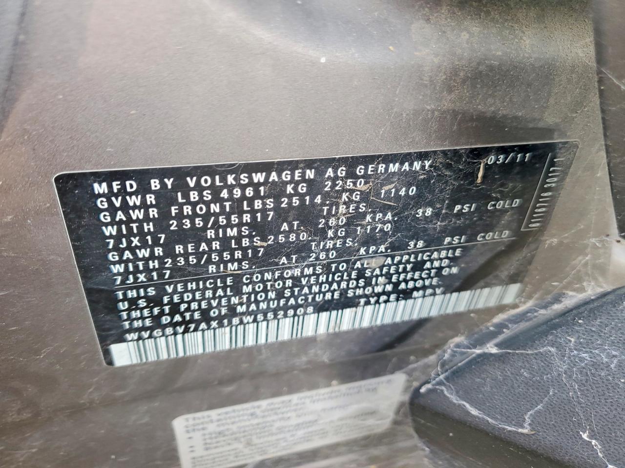 2011 Volkswagen Tiguan VIN WVGBV7AX1BW552908 photo 12