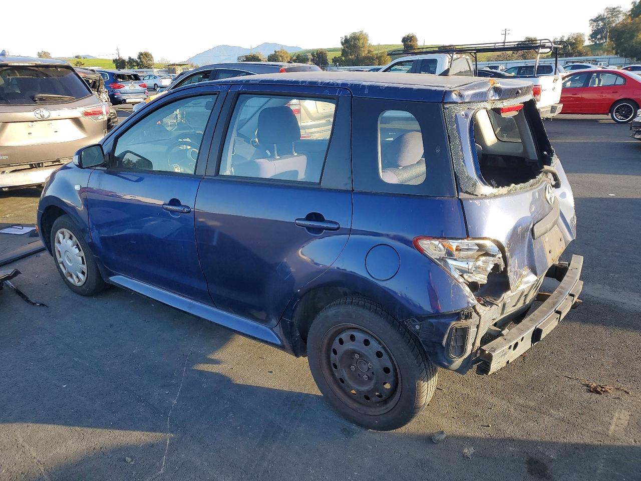 2006 Toyota Scion VIN JTKKT624X65011871 photo 2