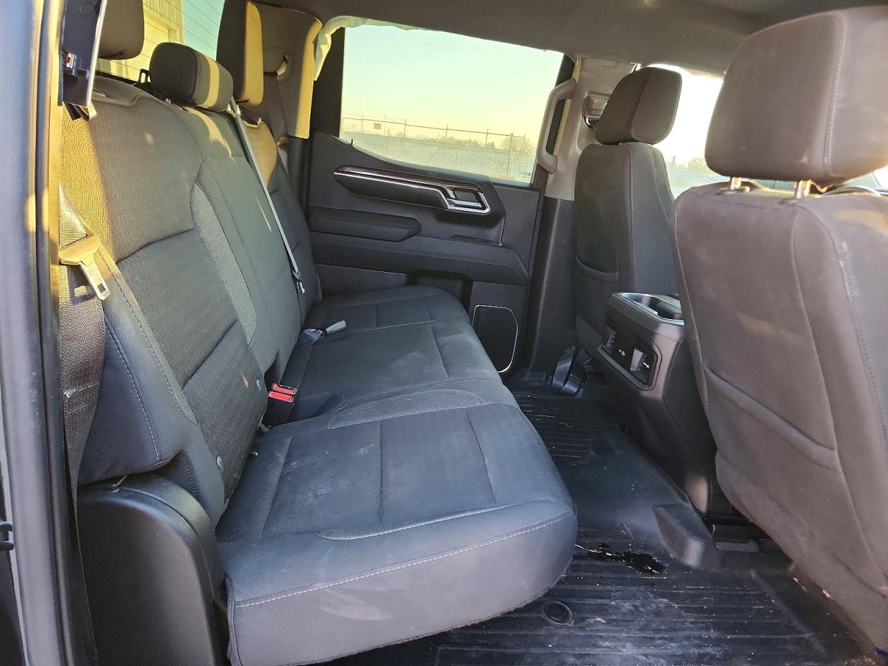 2023 Chevrolet All models VIN 1GCUDEE84PZ227490 photo 10