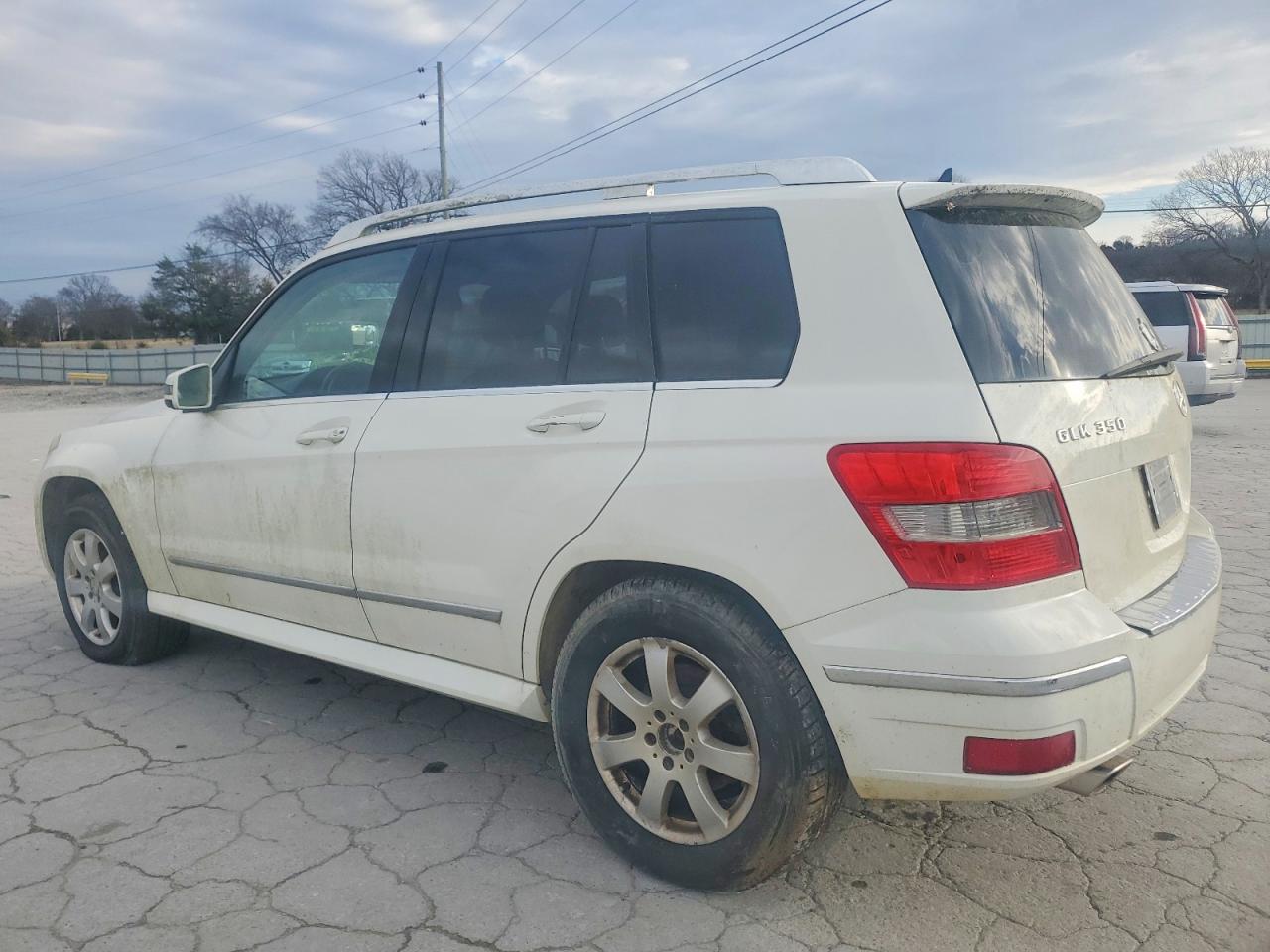2010 Mercedes-Benz Glk-class VIN WDCGG8HB1AF424150 photo 2