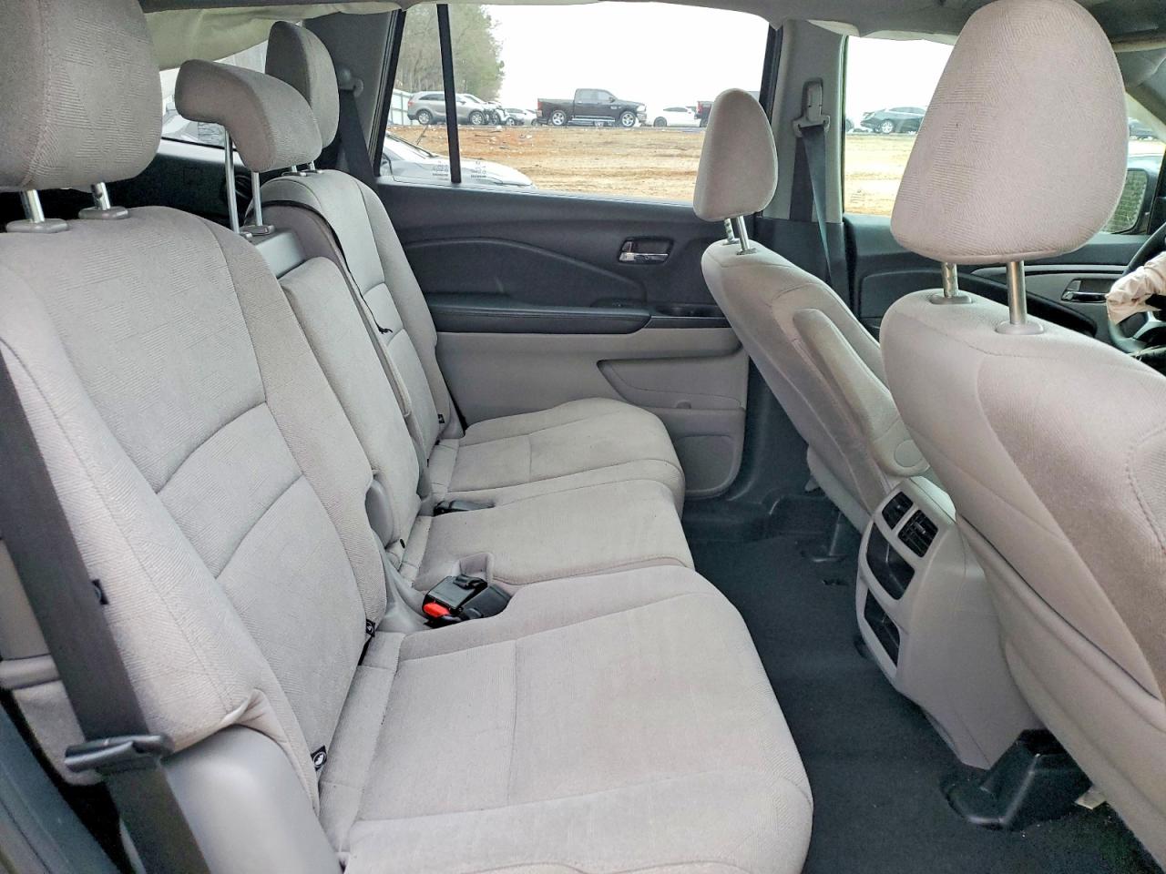 2020 Honda Pilot VIN 5FNYF5H12LB016198 photo 11