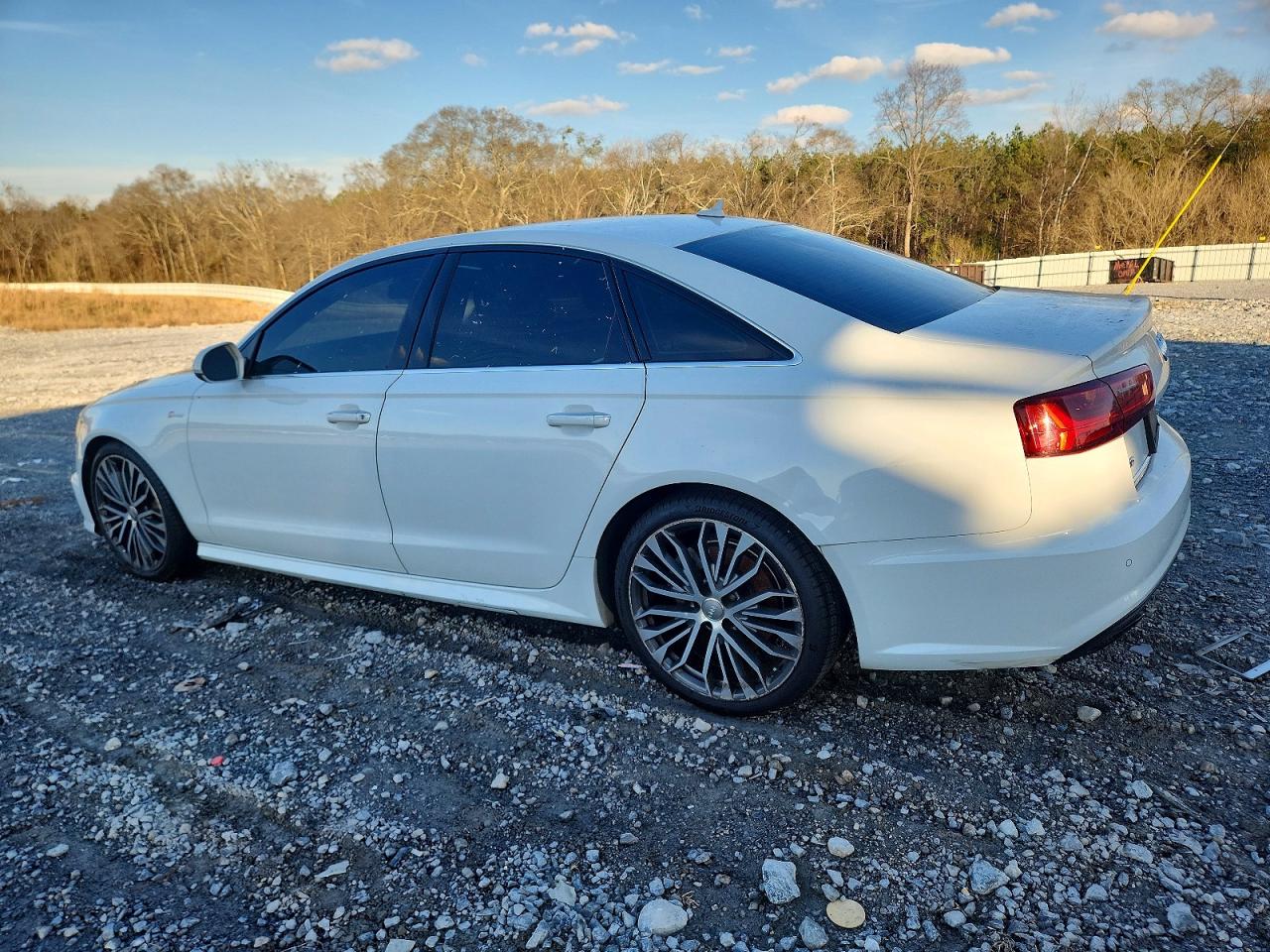 2018 Audi A6 VIN WAUG3AFC2JN016974 photo 2