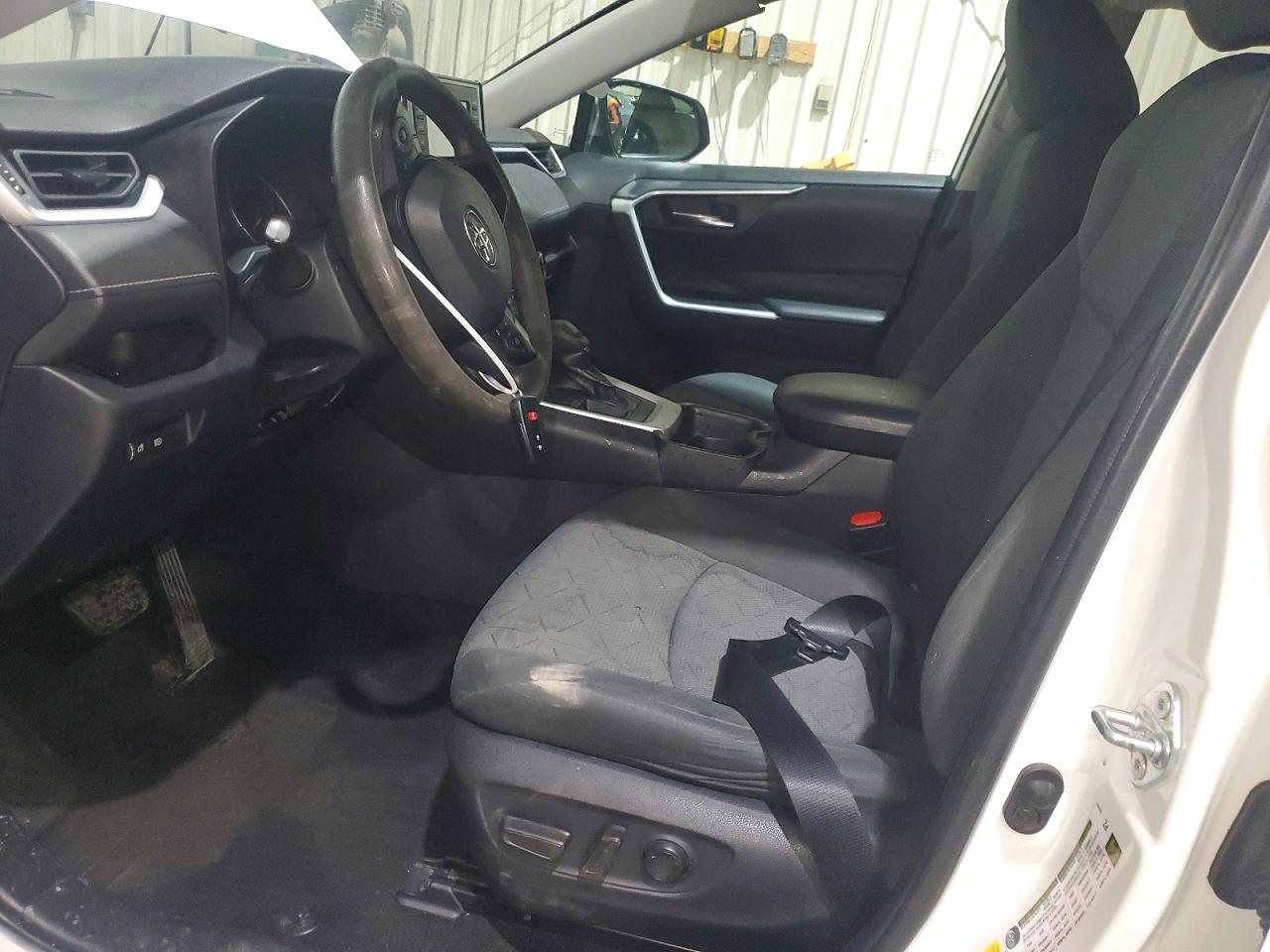 2020 Toyota Rav4 VIN 2T3W1RFV3LC059379 photo 7