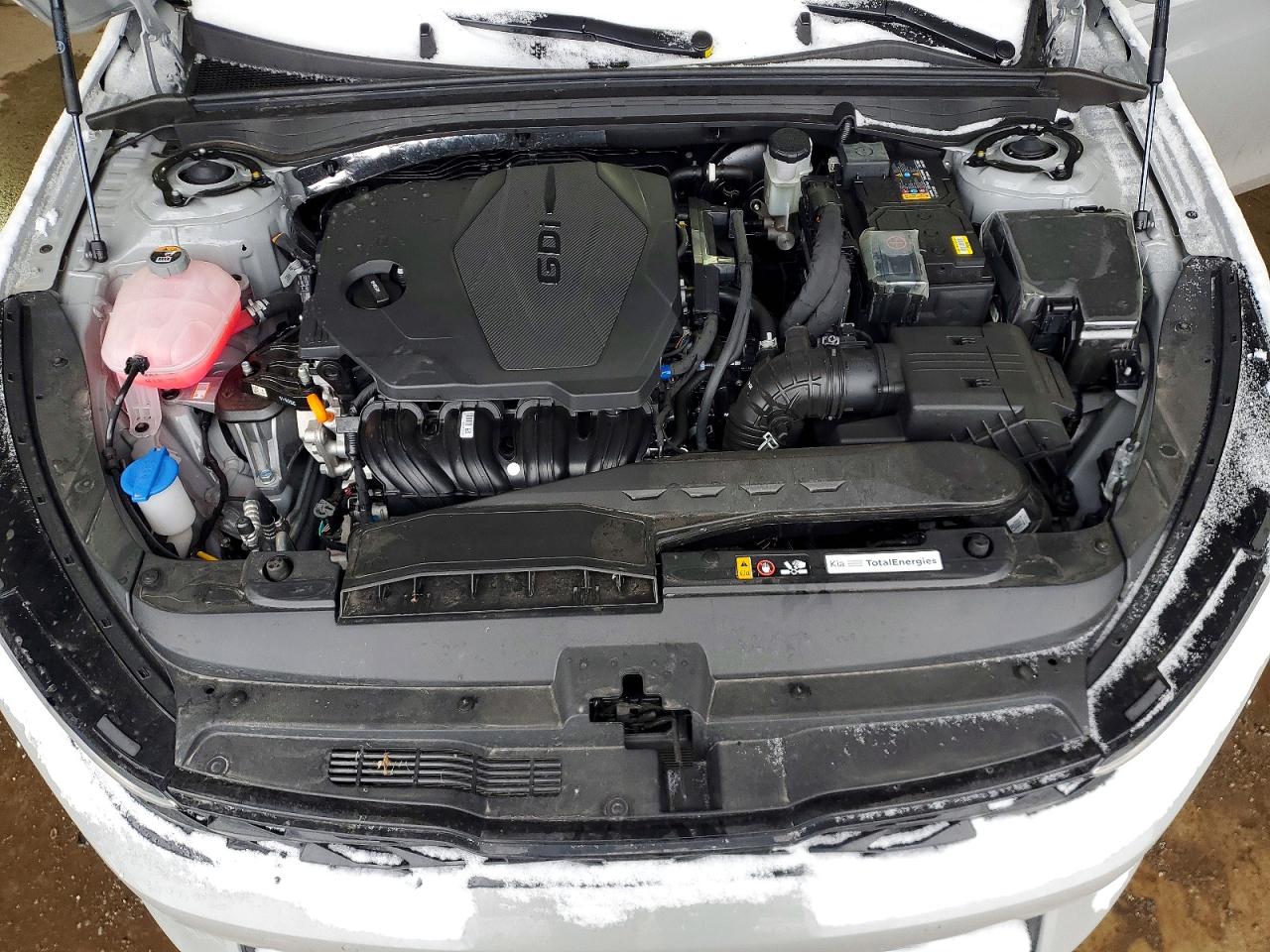 2026 Kia K5 VIN KNAG64J78T5402806 photo 11