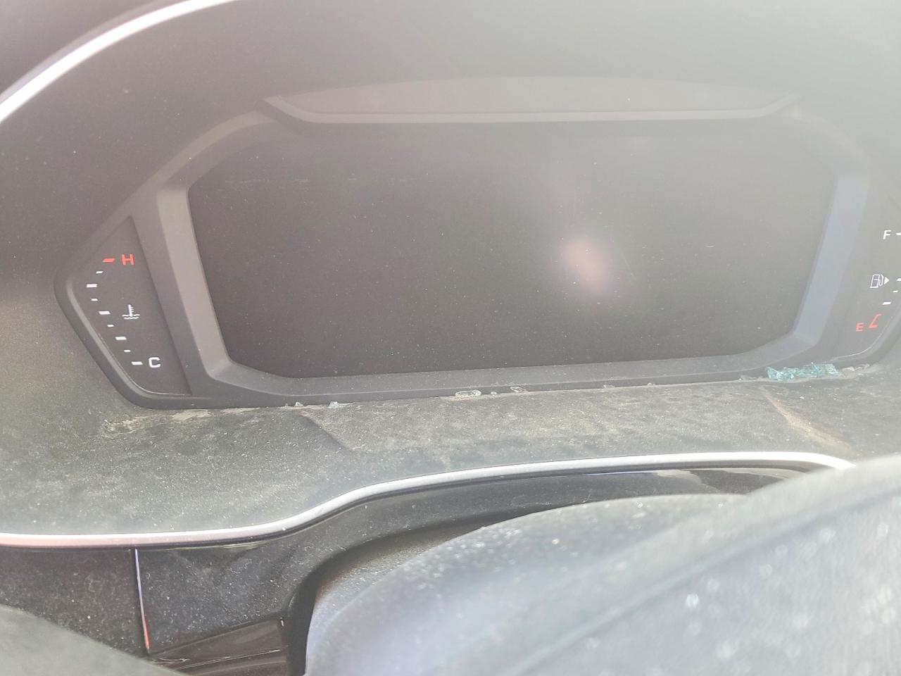 2023 Audi Q3 VIN WA1DECF3XP1043815 photo 9