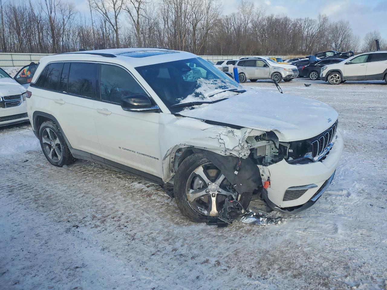 2025 JEEP Grand cher VIN 1C4RJYB61S8664400 photo 4