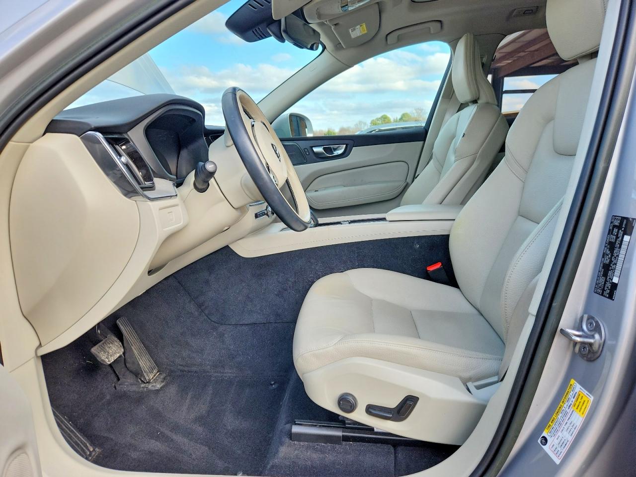 2023 Volvo Xc60 plus VIN YV4L12DN3P1319549 photo 7