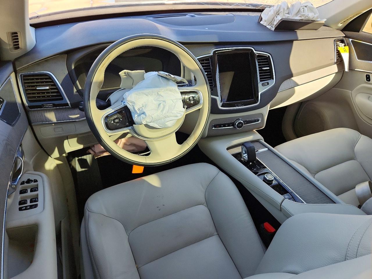 2025 Volvo Xc90 VIN YV4M12PE0S1315421 photo 8