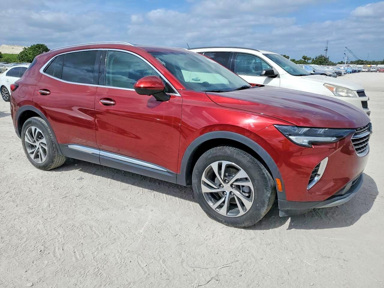 2021 Buick Envision VIN LRBFZNR40MD103919 photo 4