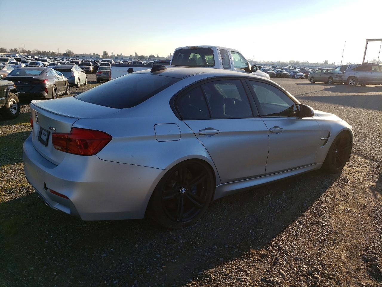 2016 BMW M3 VIN WBS8M9C50G5D31205 photo 3