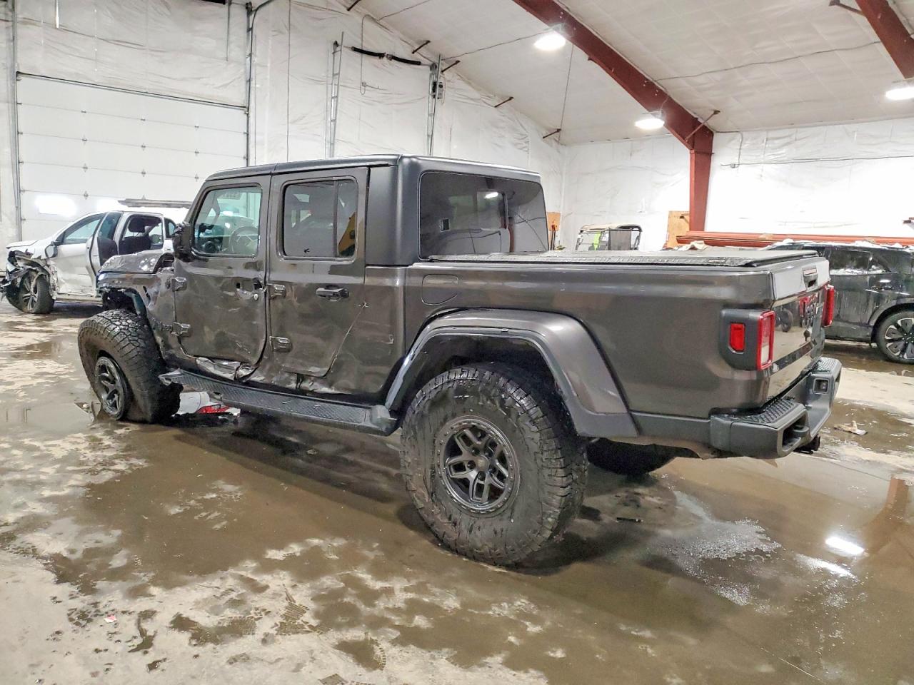 2021 Jeep Gladiator VIN 1C6JJTAGXML619635 photo 2