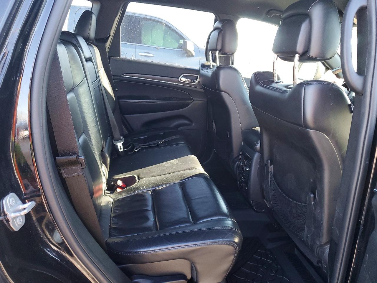 2018 Jeep Grand cher VIN 1C4RJFBG5JC347633 photo 11