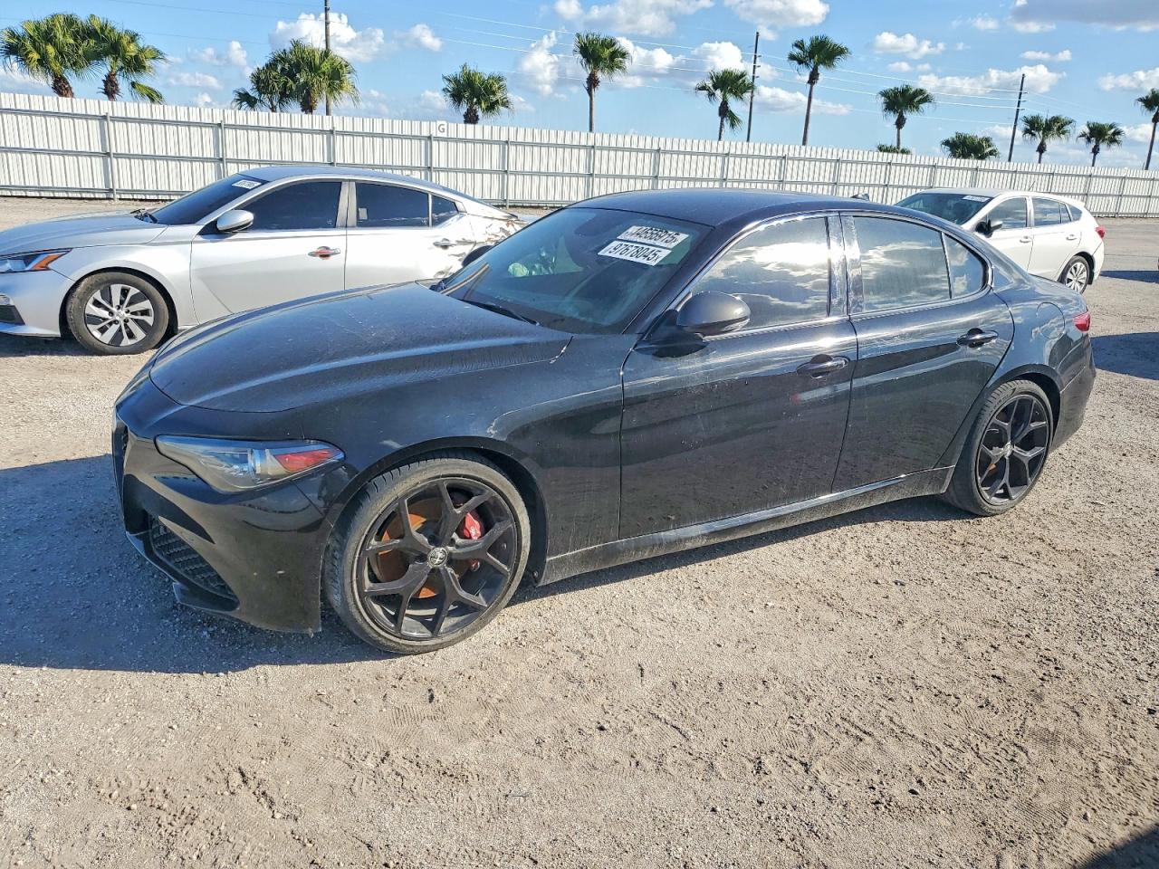 2019 Alfa Giulia VIN ZARFAMAN4K7622772 photo 1