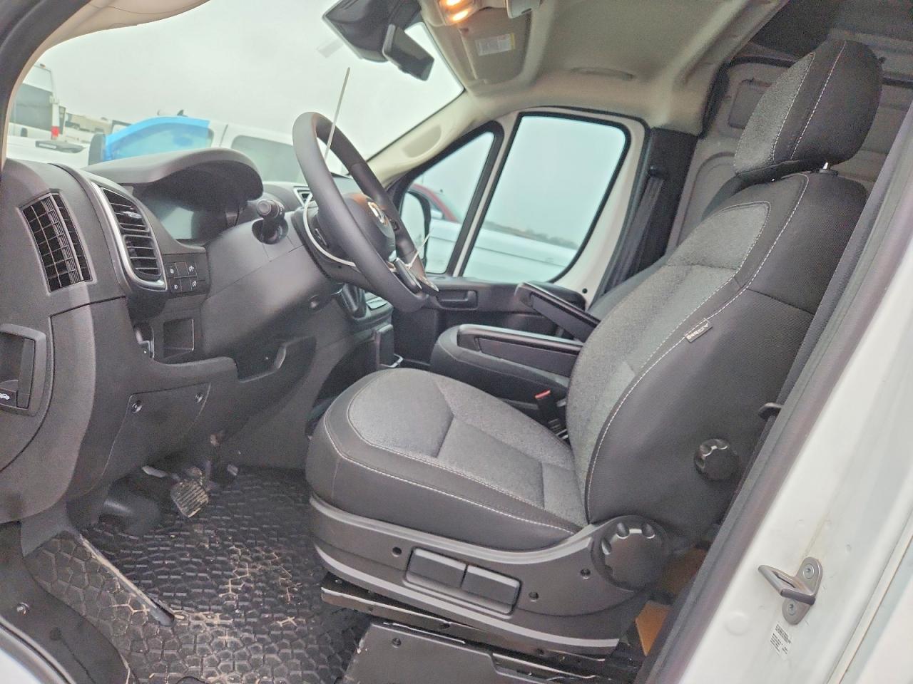 2024 Ram Promaster VIN 3C6LRVDG1RE124443 photo 7