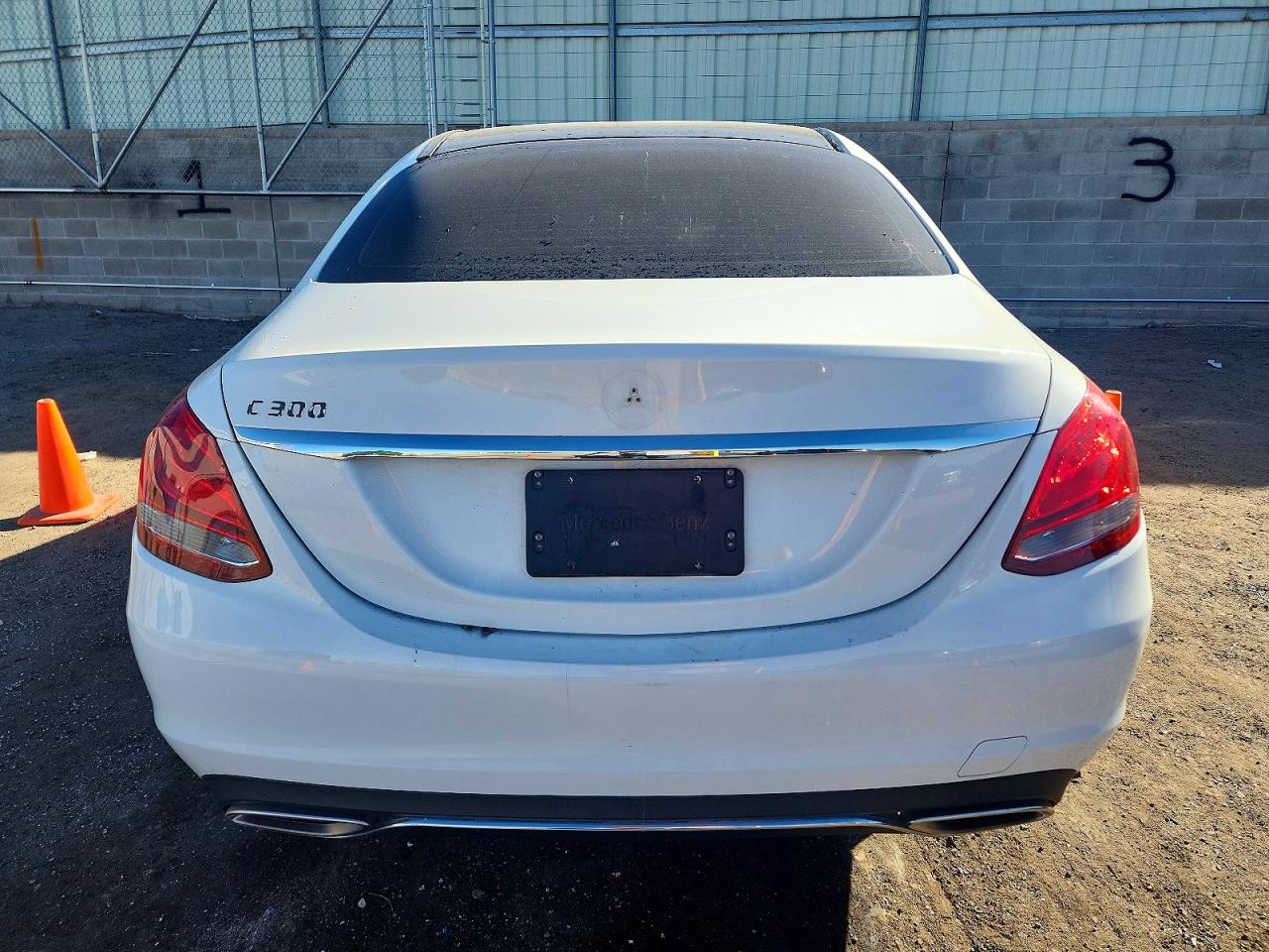 2018 Mercedes-Benz C class VIN WDDWF4JB5JR421392 photo 6