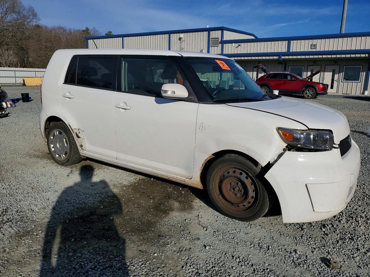 2009 Toyota Scion VIN JTLKE50E291066029 photo 4