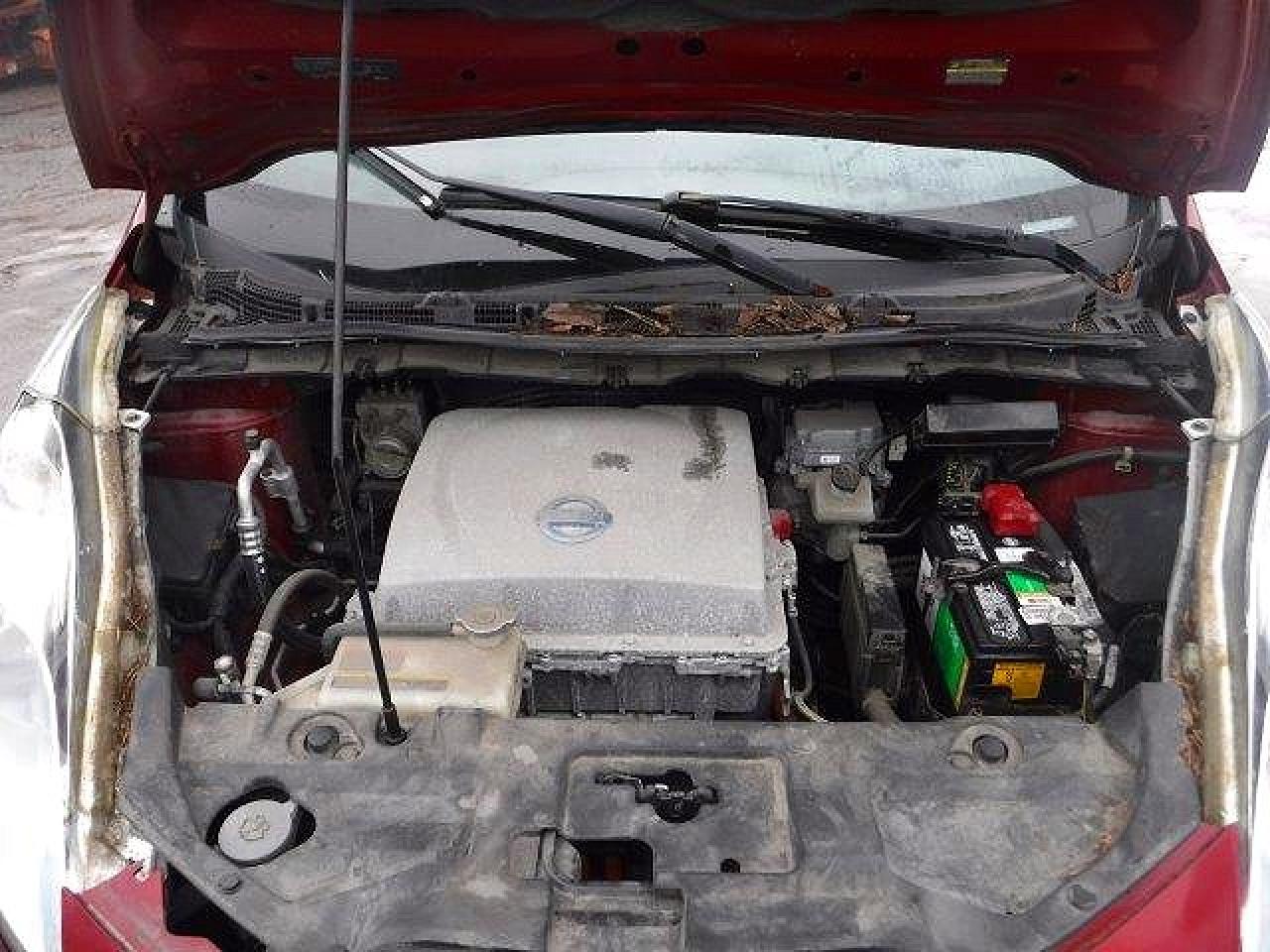 2013 Nissan Leaf VIN 1N4AZ0CP1DC414739 photo 11