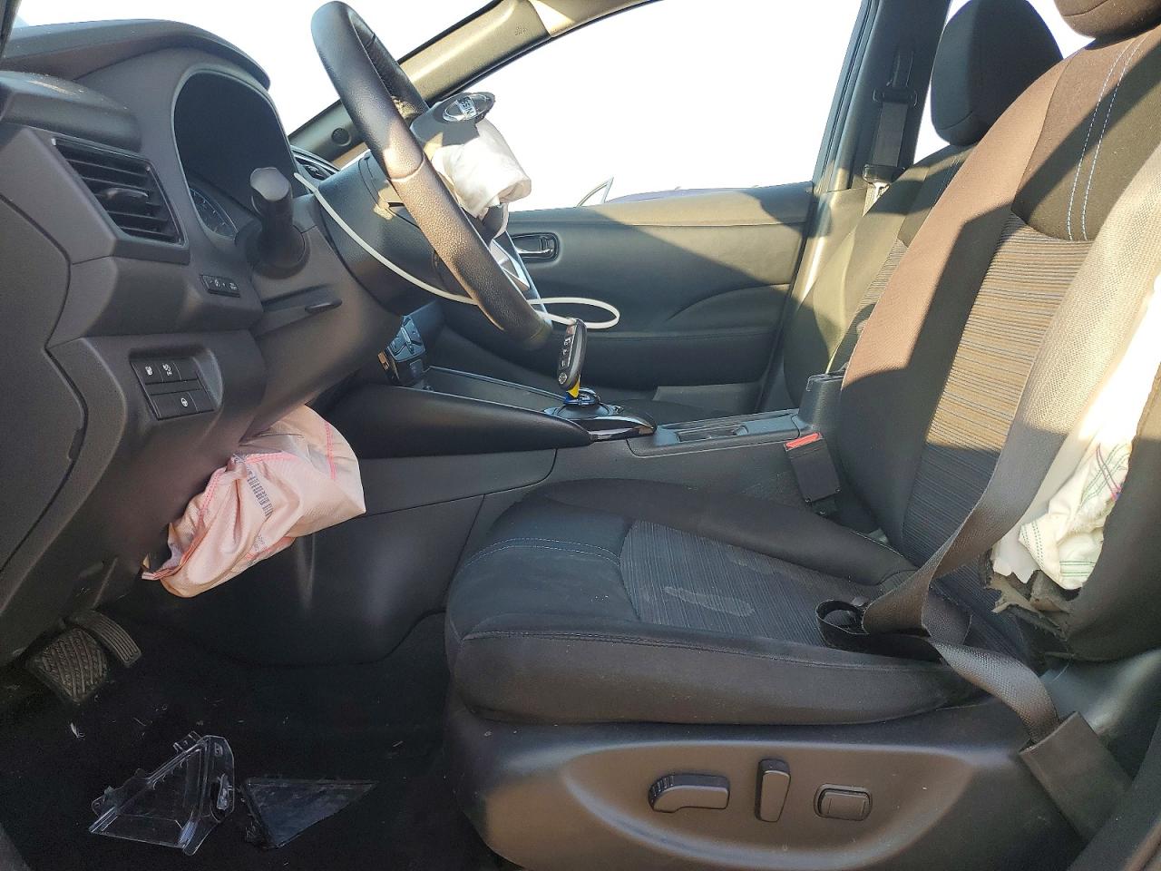 2020 Nissan Leaf VIN 1N4AZ1CP3LC308894 photo 7