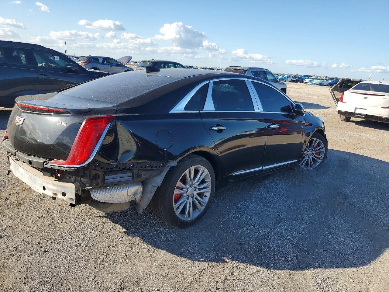 2018 Cadillac Xts VIN 2G61M5S36J9117797 photo 3