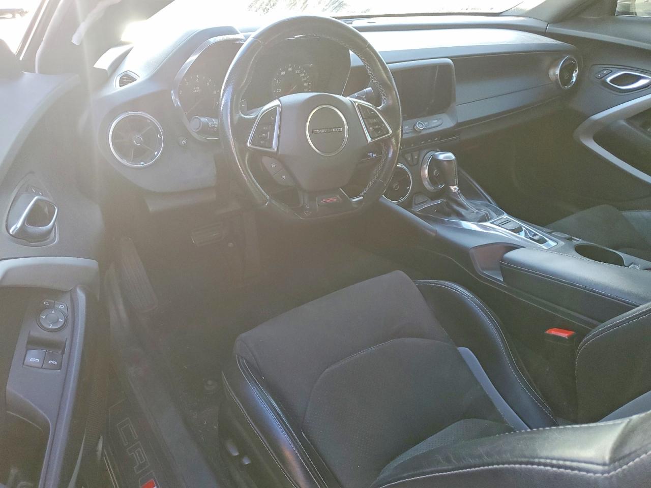 2019 Chevrolet Camaro VIN 1G1FF1R7XK0136422 photo 8