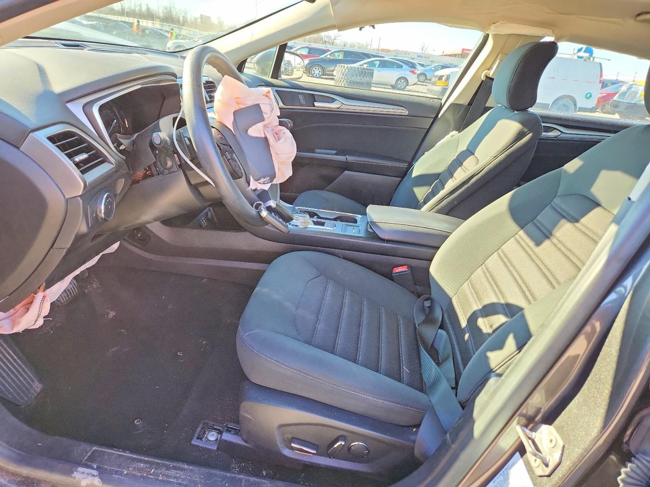 2019 Ford Fusion VIN 3FA6P0HD7KR172225 photo 7
