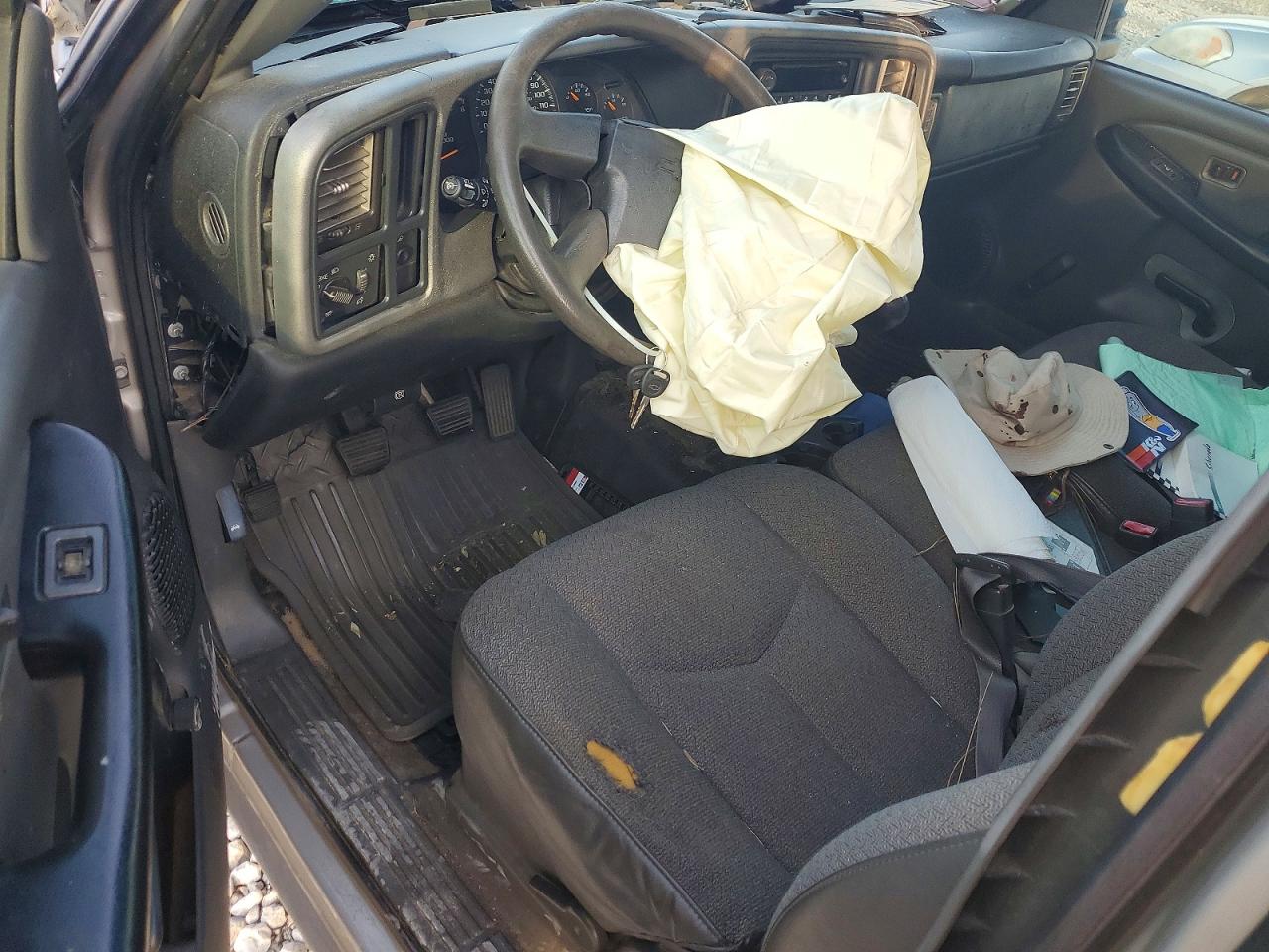 2004 Chevrolet All models VIN 1GCEC14X74Z221283 photo 8