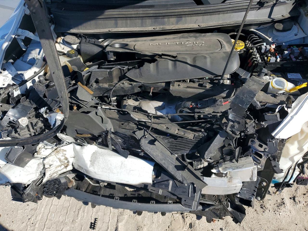 2016 Jeep Grand cher VIN 1C4PJLCBXGW294976 photo 12