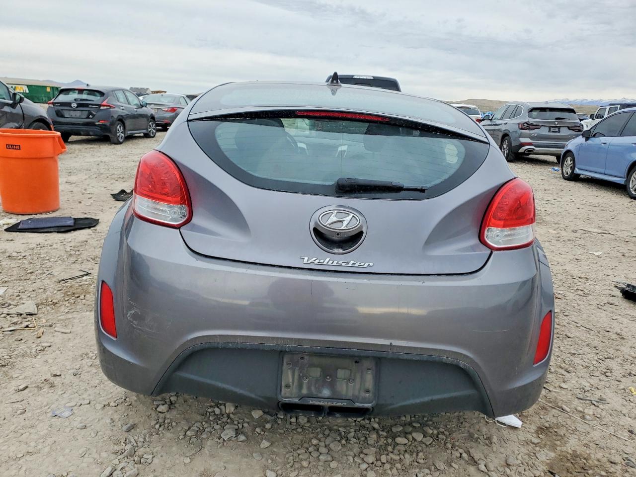 2016 HYUNDAI Veloster VIN KMHTC6ADXGU253706 photo 6