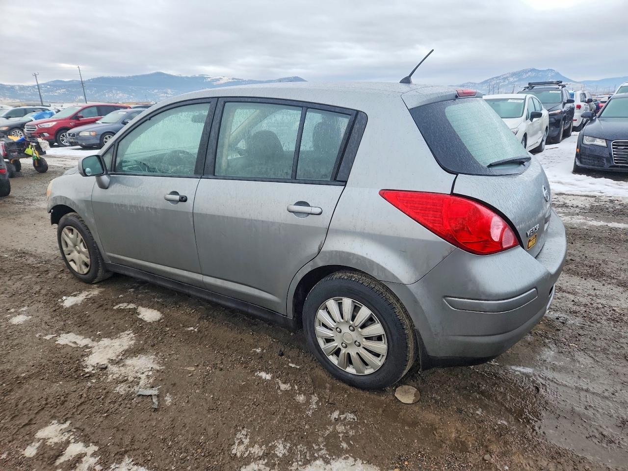 2010 NISS Versa VIN 3N1BC1CP9AL365041 photo 2